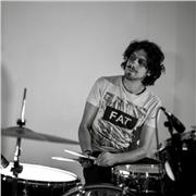 Lezioni di batteria nella mia sala prove privata in centro a Bologna. Livello principiante/intermedio, qualsiasi età